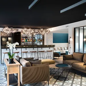 https://les-deux-girafes.fr-paris.fr