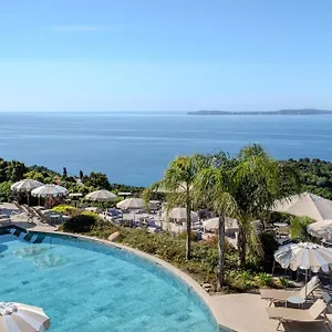 https://hotel-la-villa-douce.fr-provencehotel.com